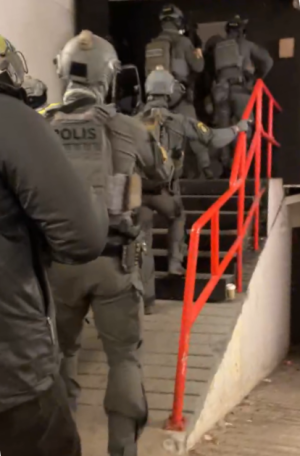 Immagine dell'attacco coordinato contro la rete criminale in Svezia