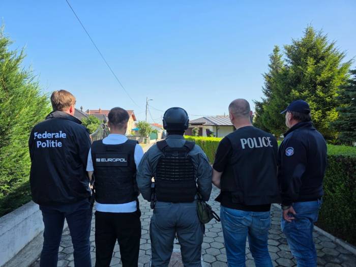 Encrypted chats expose Kosovar organised crime network behind EUR 80 million criminal empire