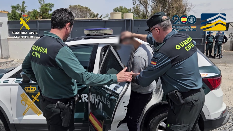 Operation against criminal network smuggling migrants between Algeria and Spain: nine arrests
