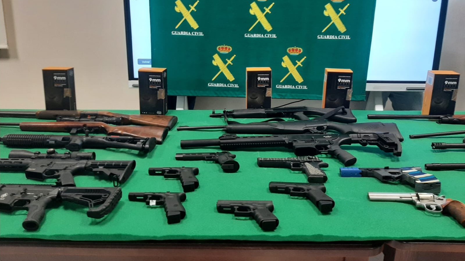 22 firearms traffickers arrested across Europe Europol